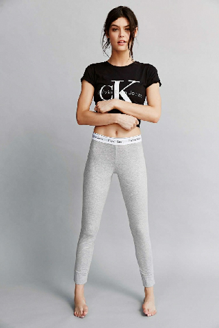 calvin-klein-grey-leggings.png